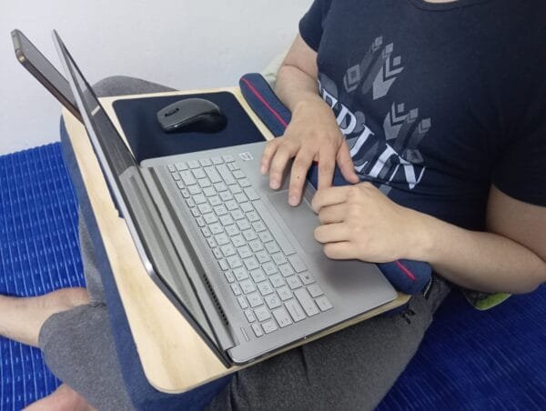 Mesa para portátil
